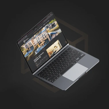 Laptop ze stroną internetową Modulux